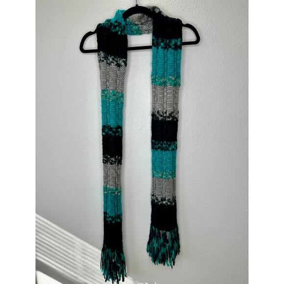 Billabong Black Gray & Teal Knit Scarf with Fringe OS - Picture 2 of 8